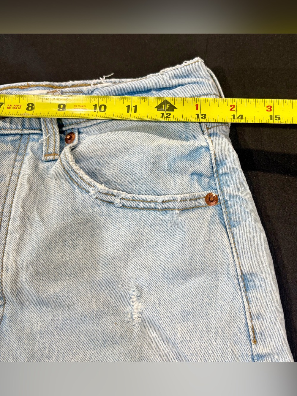 Abercrombie & Fitch Dad Shorts Womens 26/2 High Rise Light Wash Distressed Denim - Picture 6 of 8